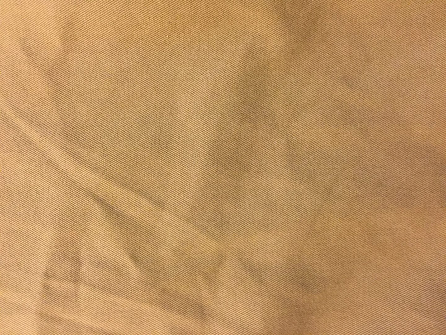 Wide shot of wrinkled khaki fabric | Free Textures