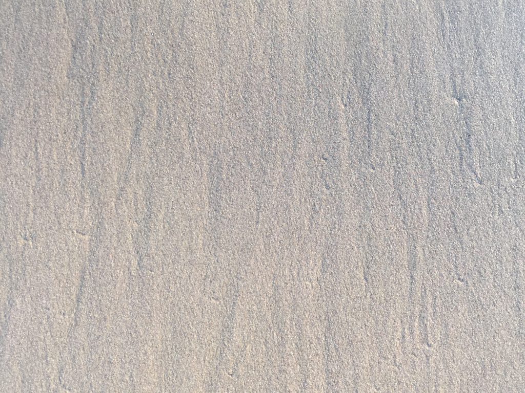 Bright sand with even coarse texture