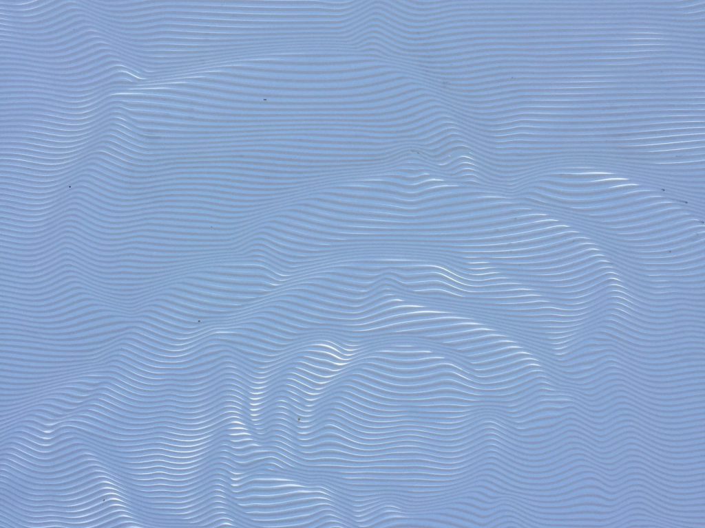 Gray/blue rubber swirling lines