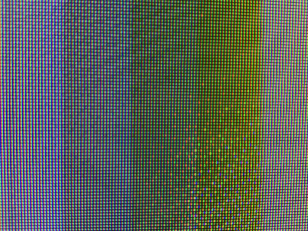 Columns of LED pixels with white to yellow